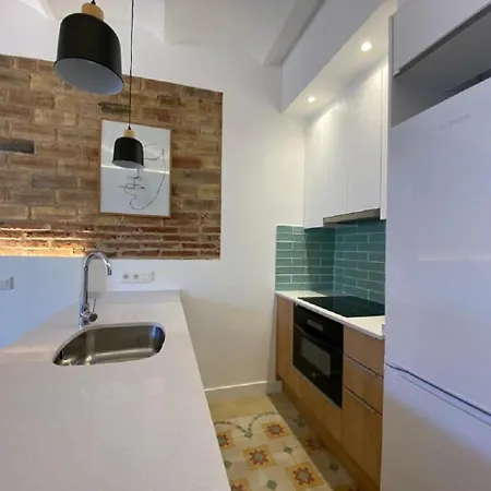 Apartment 11 Lope