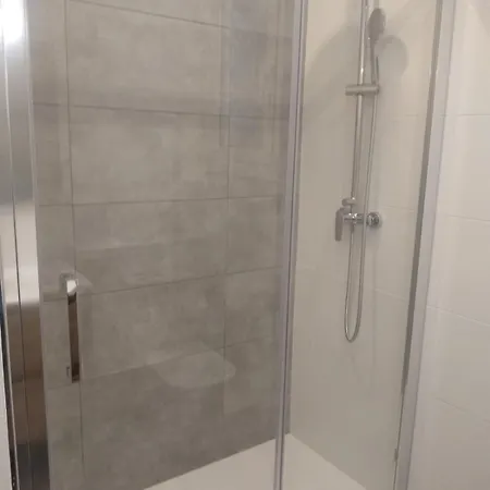 Apartment 11 Lope